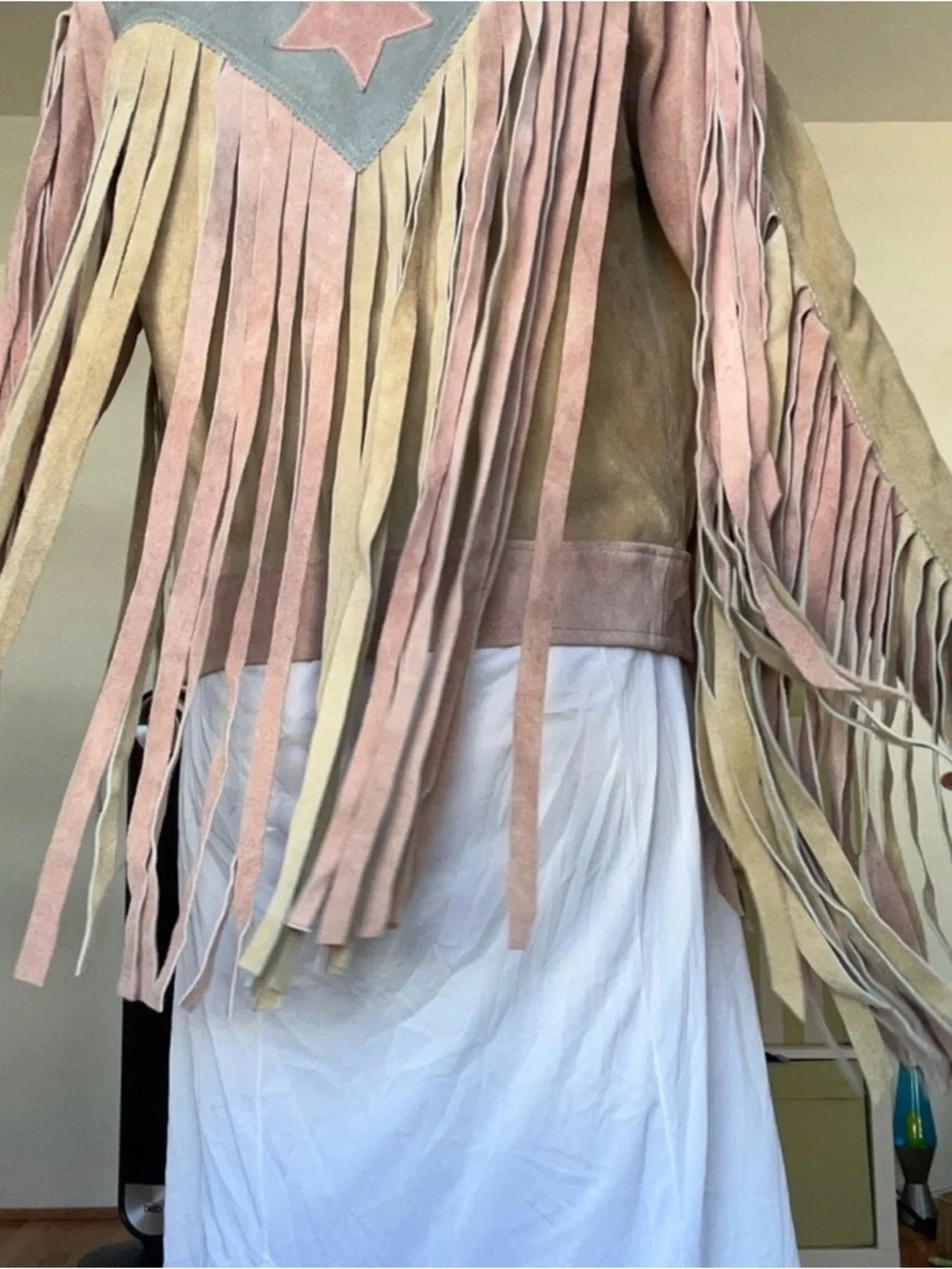 COACHELLA OR STAGECOACH!! Fringed Suede Star-Appliqué Jacket - Picture 3 of 6